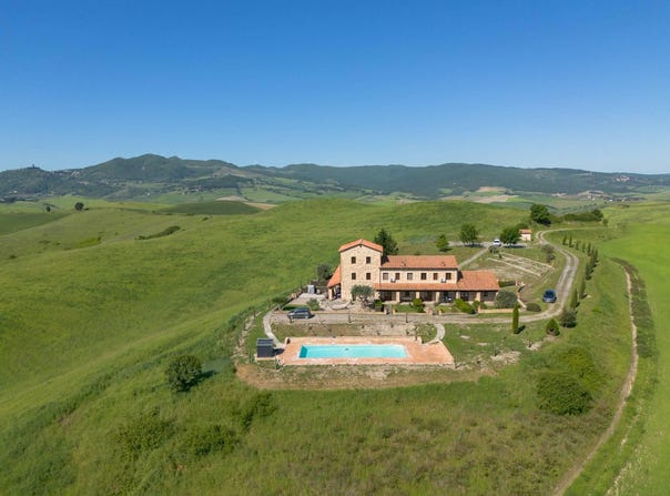 Volterra, Tuscany 56048
