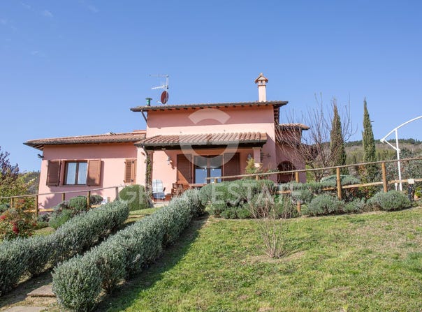 Sarteano, Tuscany 53047