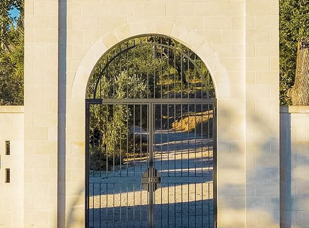 Matera, Basilicata 75100