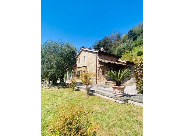 Pescaglia, Tuscany 55064