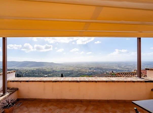 Cortona, Tuscany 52044