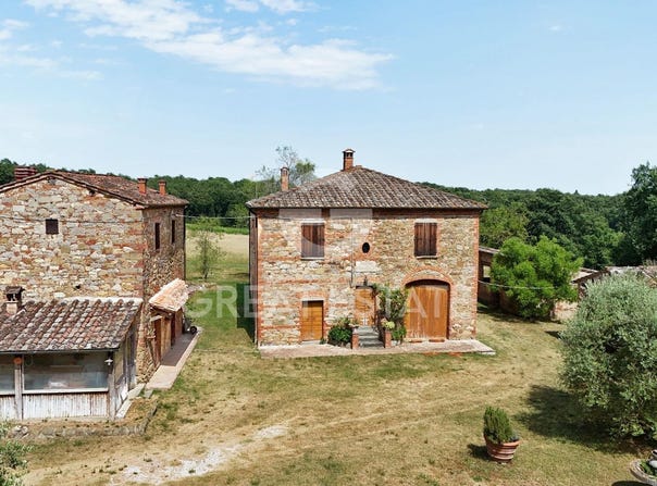 Lucignano, Tuscany 52046