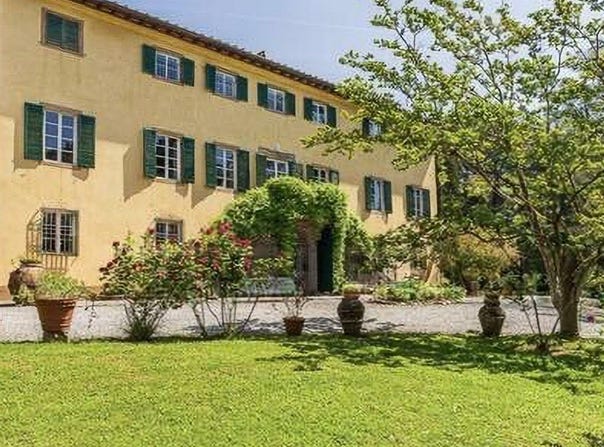 Lucca, Tuscany 55100