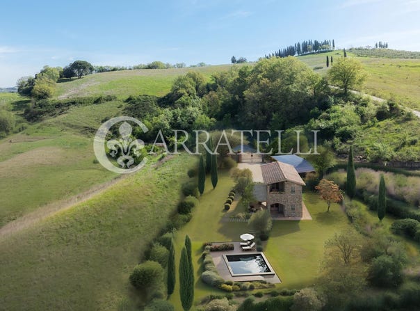 Montalcino, Tuscany 53024