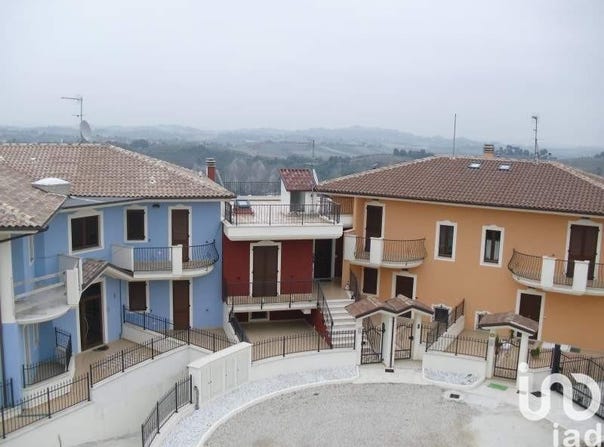 Appignano del Tronto, Marche 63083