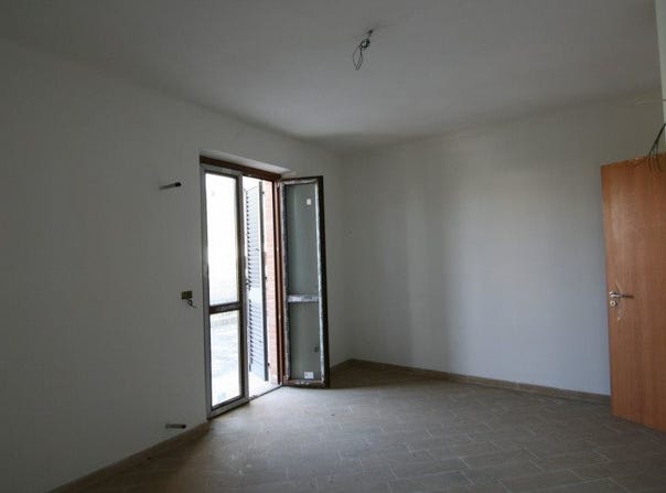Sinalunga, Tuscany 53048