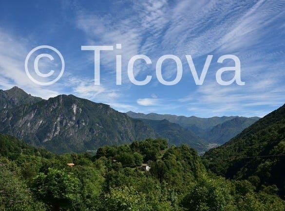 Porlezza, Lombardy 22018