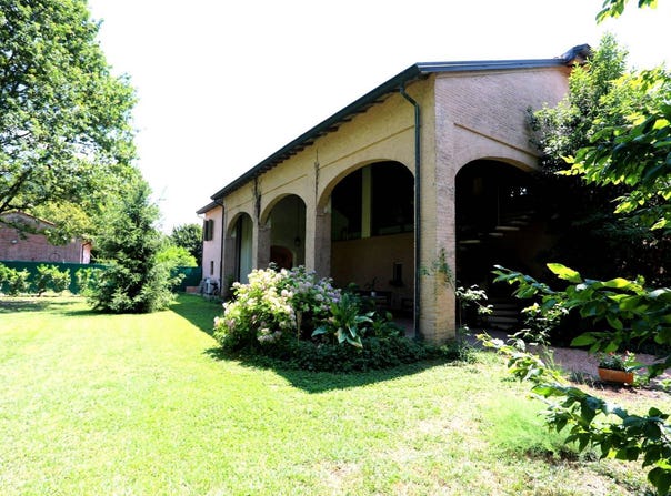 via santandrea, 1, Torrile, Emilia-Romagna 43056