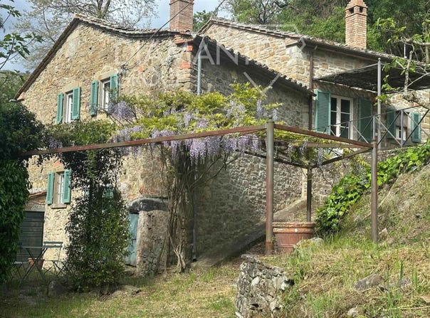 Cortona, Tuscany 52044