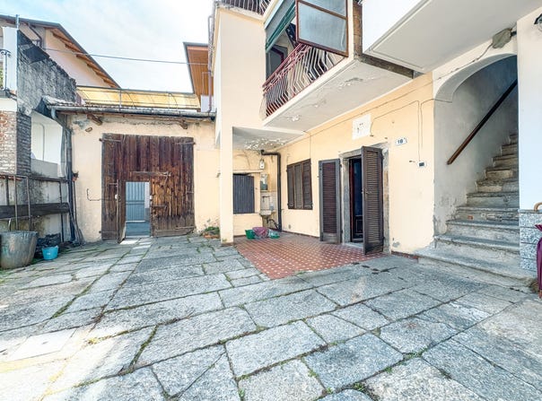 Invorio, Piedmont 28045