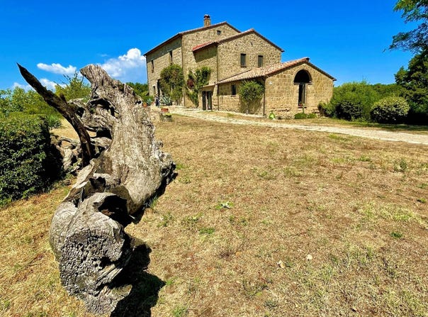 Pitigliano, Tuscany 58017