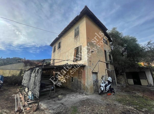 Ospedaletti, Liguria 18014