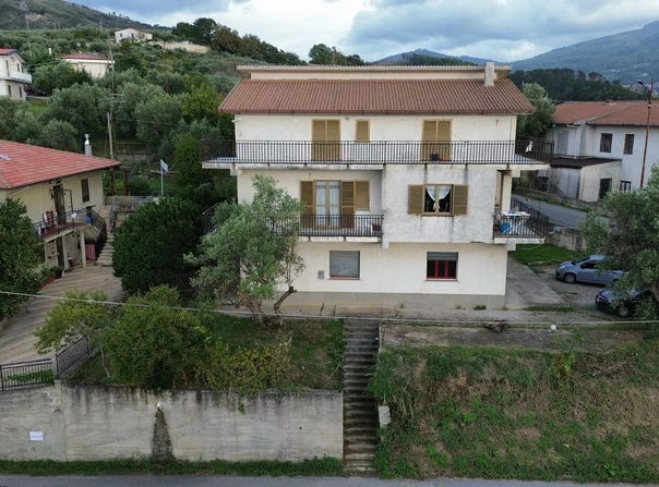 Cleto, Calabria 87030