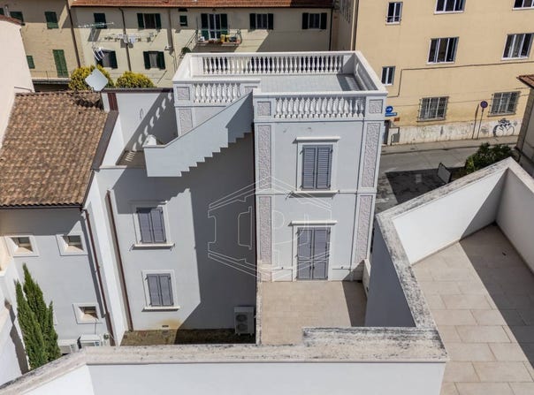 Empoli, Tuscany 50053