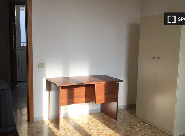 naples, Campania 80132