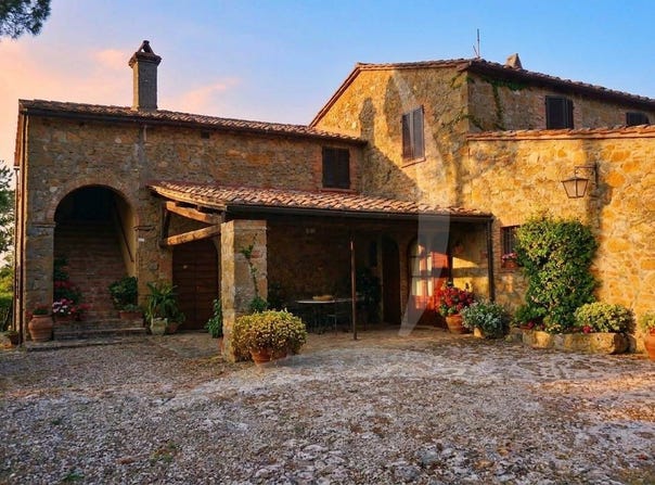 Siena, Tuscany 53100