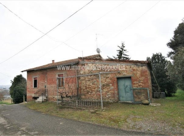Lucignano, Tuscany 52046