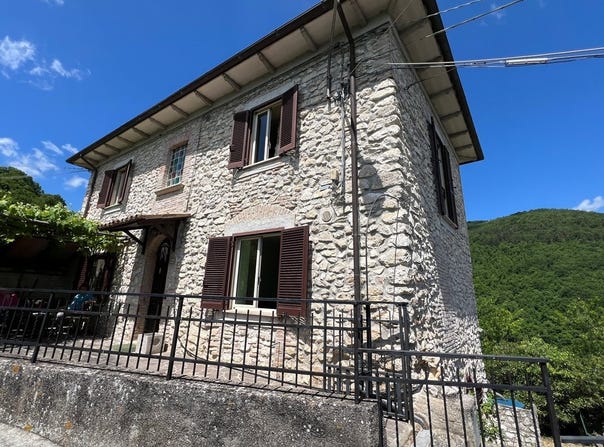 Contigliano, Lazio 02043