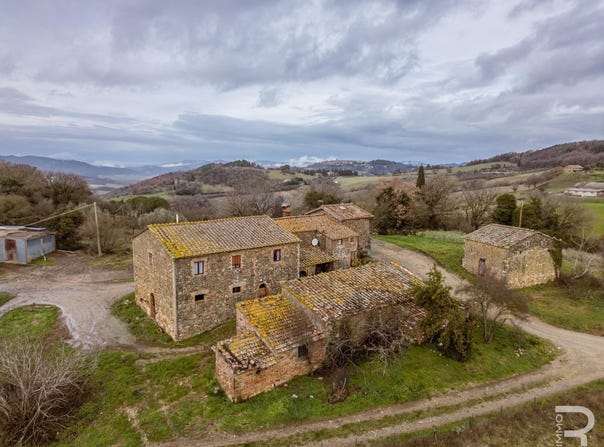 Radicondoli, Tuscany 53030