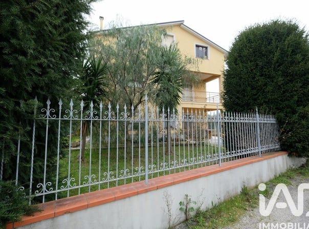 Fermo, Marche 63900