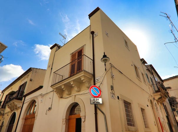 Scicli, Sicily 97018