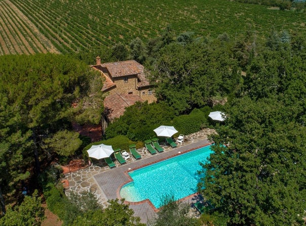 Bucine, Tuscany 52020
