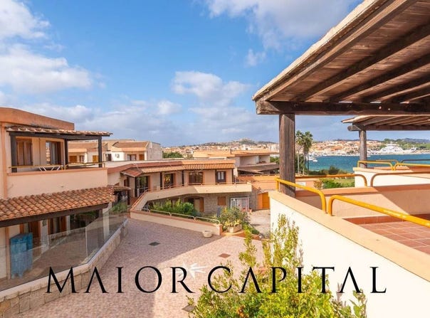 Palau, Sardinia 07020