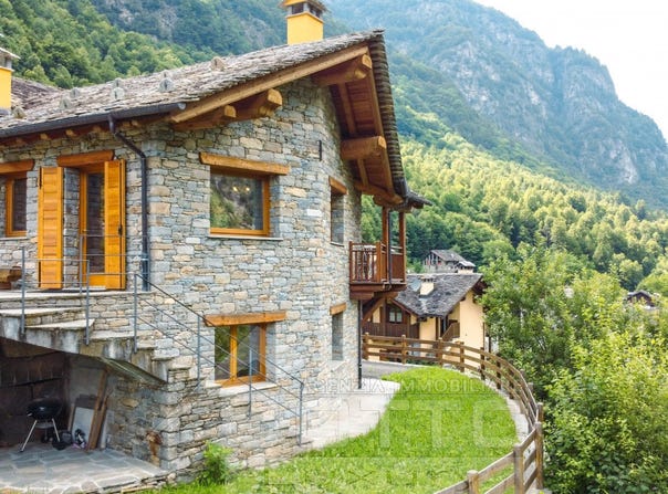 Campertogno, Piedmont 13023