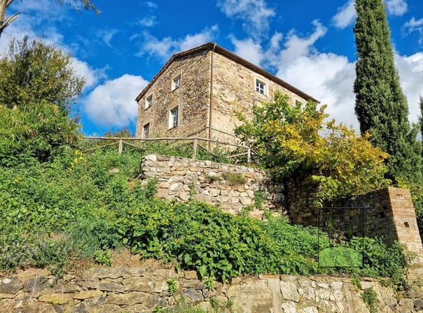 Calci, Tuscany 56011