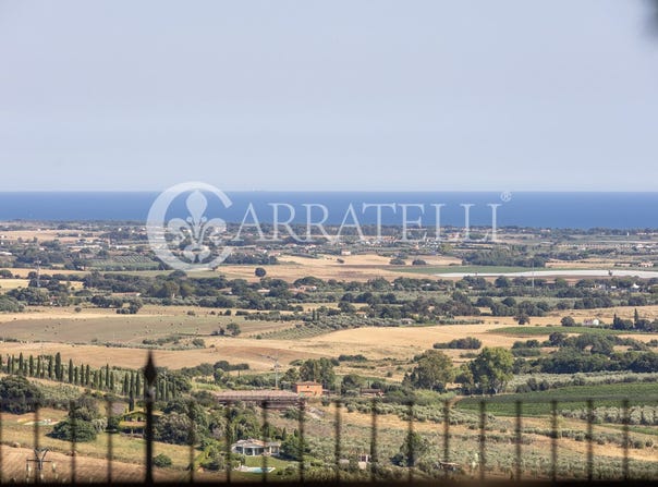 Capalbio, Tuscany 58011