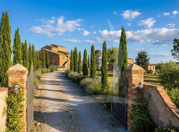 Arezzo, Tuscany 52100