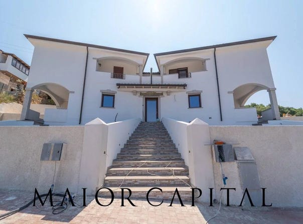 Budoni, Sardinia 08020