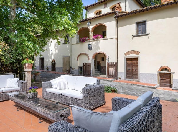 Laterina, Tuscany 52020