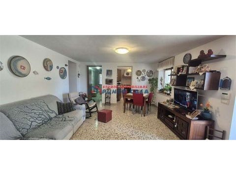 Valderice, Sicilia 081022