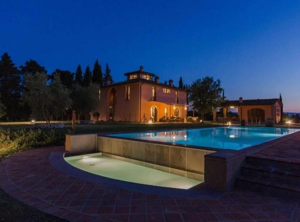 Peccioli, Tuscany 56037