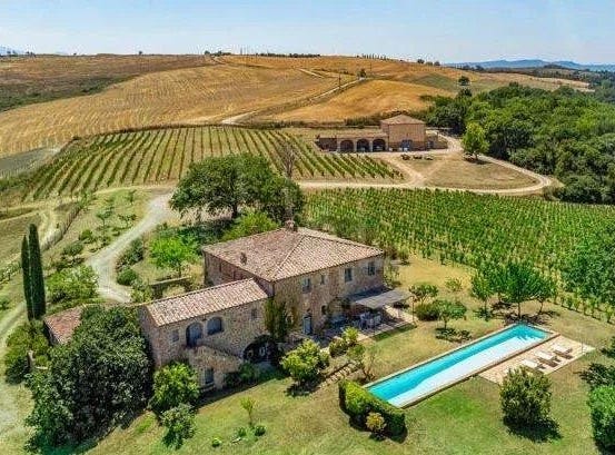 Montalcino, Tuscany 53024