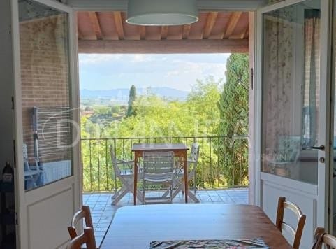 Palaia, Tuscany 56036