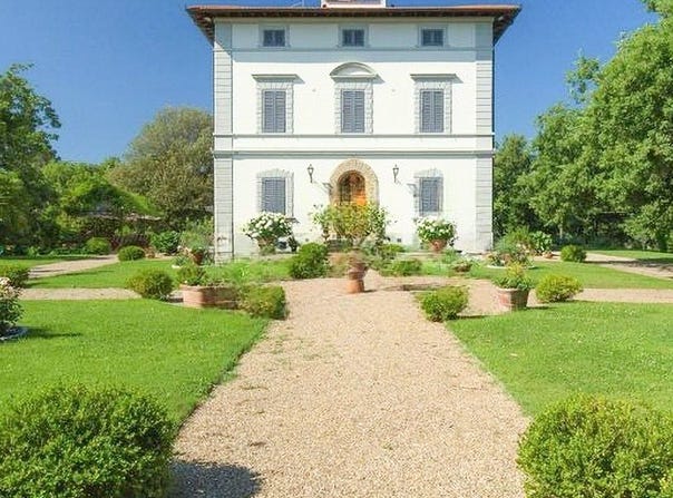 Arezzo, Tuscany 52100