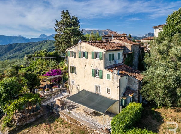 Via di Luciano, Pieve A Elici, Tuscany 55054