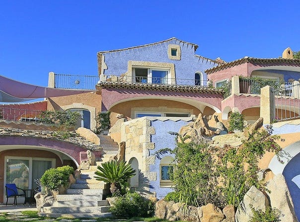 Baia Sardinia, Sardinia 07021