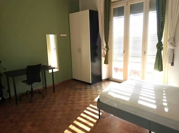 Piazza Trento e Trieste, Bologna, Emilia-Romagna 40137