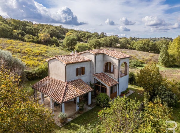 Manciano, Tuscany 58010
