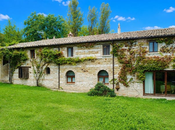 Pergola, Marche 61045
