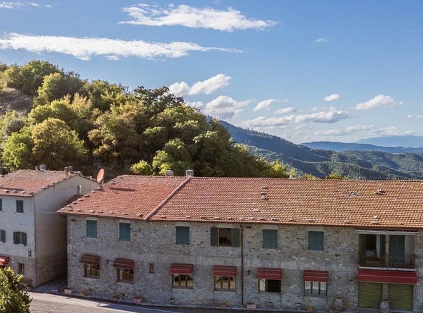 Cortona, Tuscany 52044