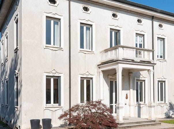 Meda, Lombardy 20821