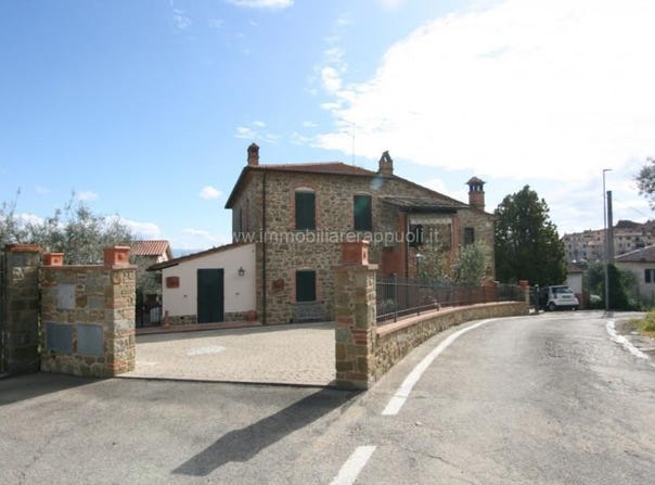 Monte San Savino, Tuscany 52048