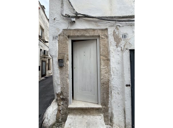 Ostuni, Apulia 72017