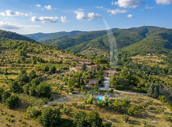 Arezzo, Tuscany 52100