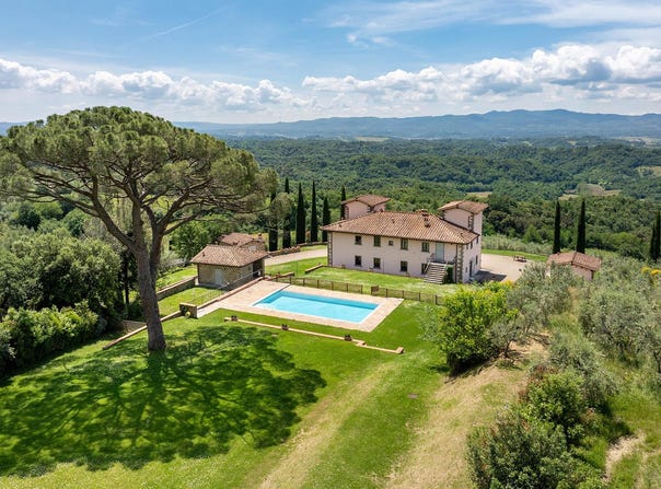 Loro Ciuffenna, Tuscany 52024