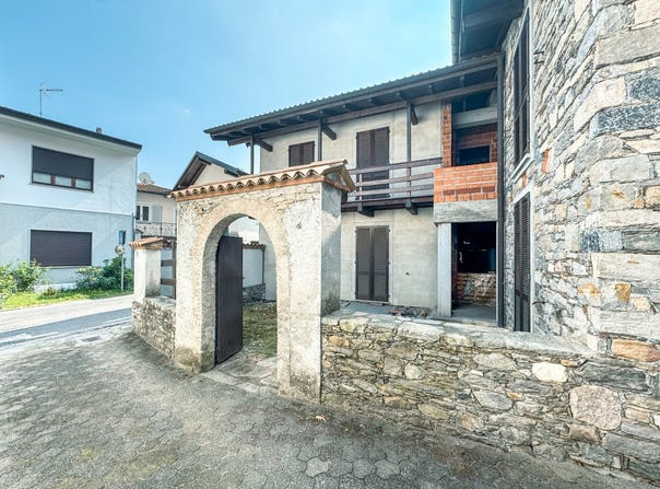 Brovello Carpugnino, Piedmont 28833